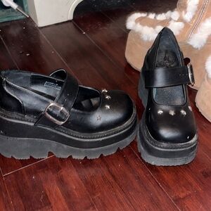 Black Platform Shaker-23 Demonia Shoes